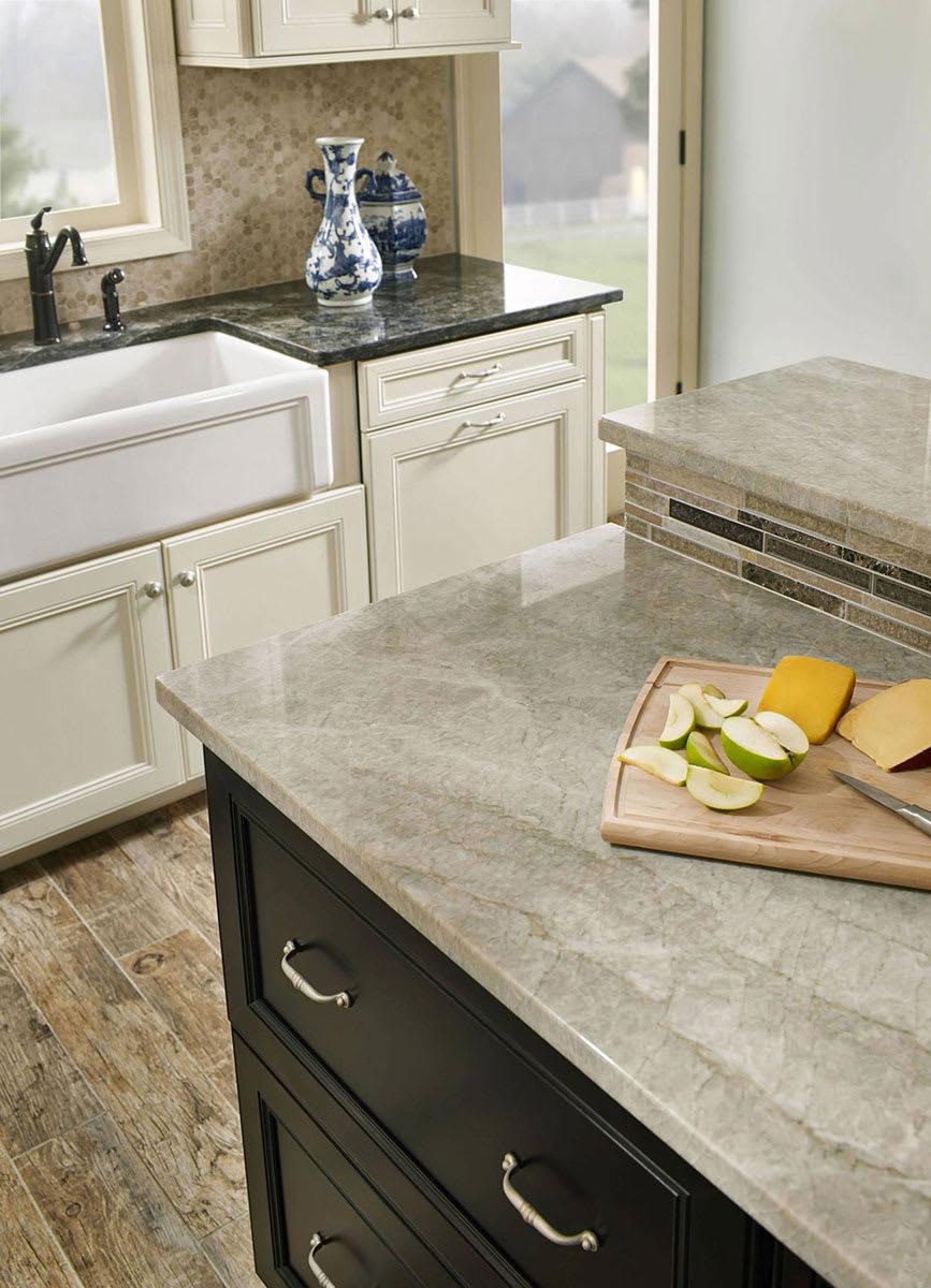 Madreperola Quartzite - a5r0plyvqjomyhi90vut@2x.jpg