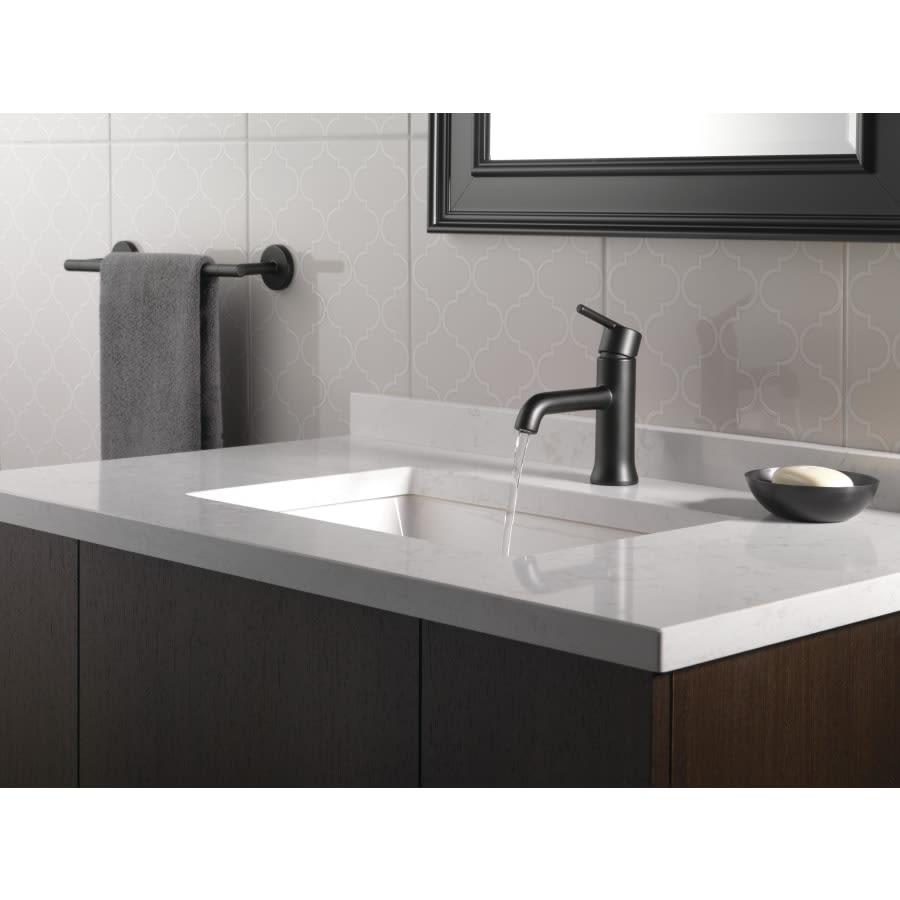 Trinsic Single Hole Bathroom Faucet with Optional Base Plate - Less Drain Assembly - ae1pv5zzassuy01nnnmm@2x.jpg