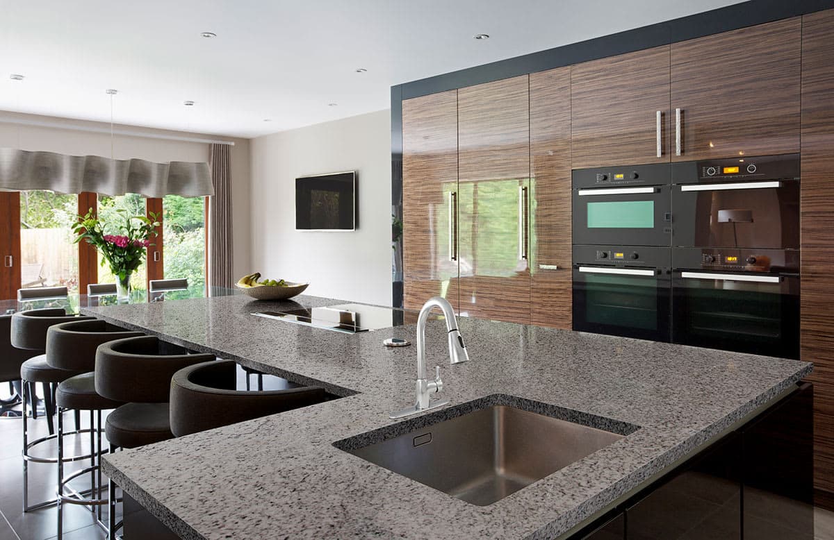 1 Handle Pull-Out Sprayer Kitchen Faucet - 802 Chrome - ahp9uhj5m3gazstref3y@2x.jpg