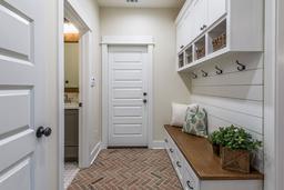 Noble Red® Clay Brick Herringbone 2..5 - aqnuawbxnqntts97y0ph_x500.jpg