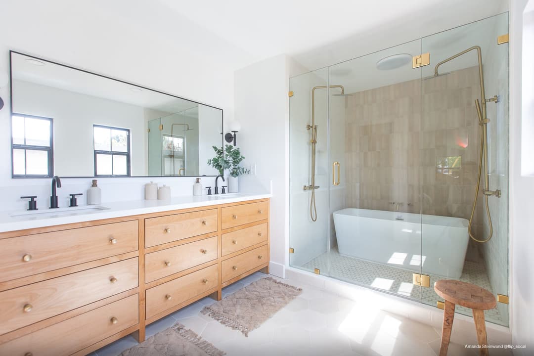 Makoto 10" x 11.5" Hexagon Matte Porcelain Tile in Shoji White - awsiu7e4ozmz9ftta8cp@2x.jpg