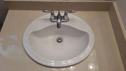 Champagne Limestone Engineered Marble - b2nnctgiqevhrrxcip0f_x500.jpg