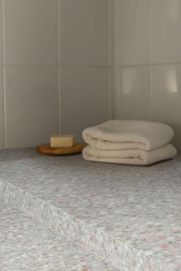 Briar Rosa Penny Round Tile - bbwjqjktnjlb05380m6k@2x.jpg