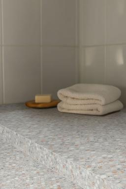 Briar Rosa Penny Round Tile - bbwjqjktnjlb05380m6k_x500.jpg