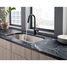 Align Pull-Down Spray Kitchen Faucet - bmbsnusr2owolbjg3uvt@2x.jpg