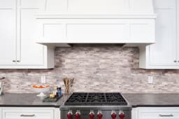 Bernini Carbone - bphb41z7lwdpm8l59nd8@2x.jpg