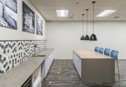 Brickstone White Porcelain Tile - buclomgq4rliynupvyiy@2x.jpg