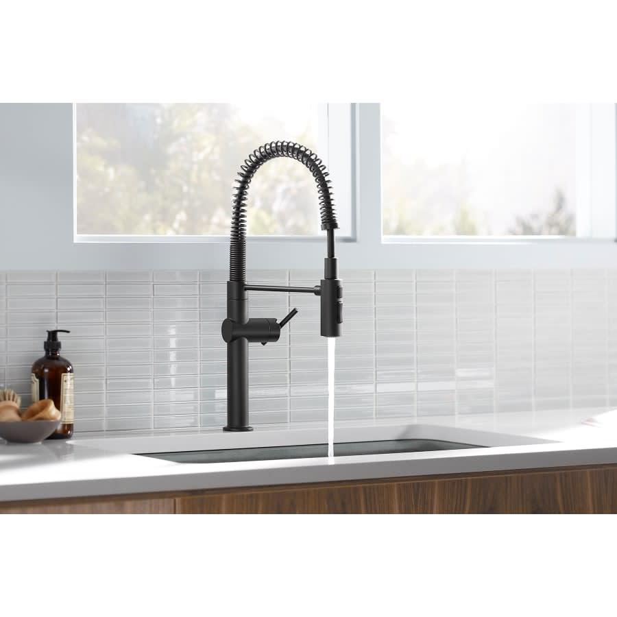Crue Semi-Professional Single Hole Kitchen Faucet with Three-Function Spray Head - ce0mhfaw1gwjtr6jtkbu@2x.jpg