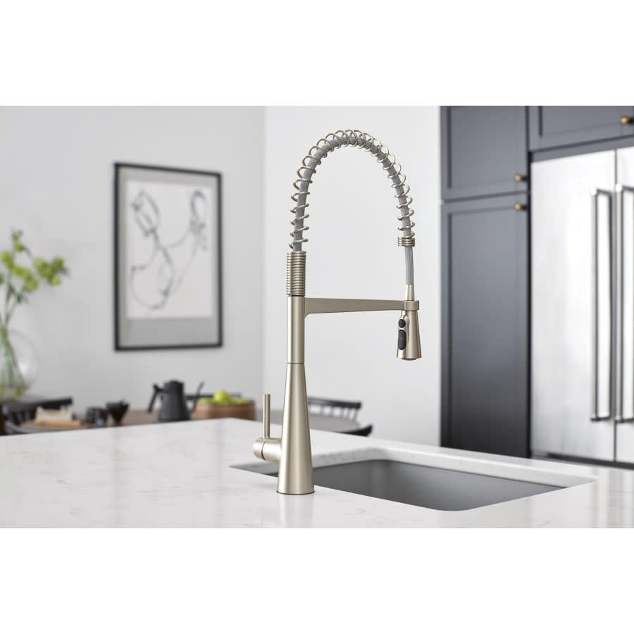 Sleek 1.5 GPM Single Hole Pre-Rinse Pull Down Kitchen Faucet with Power Boost - chshtbk5pgn7znmqegnd@2x.jpg