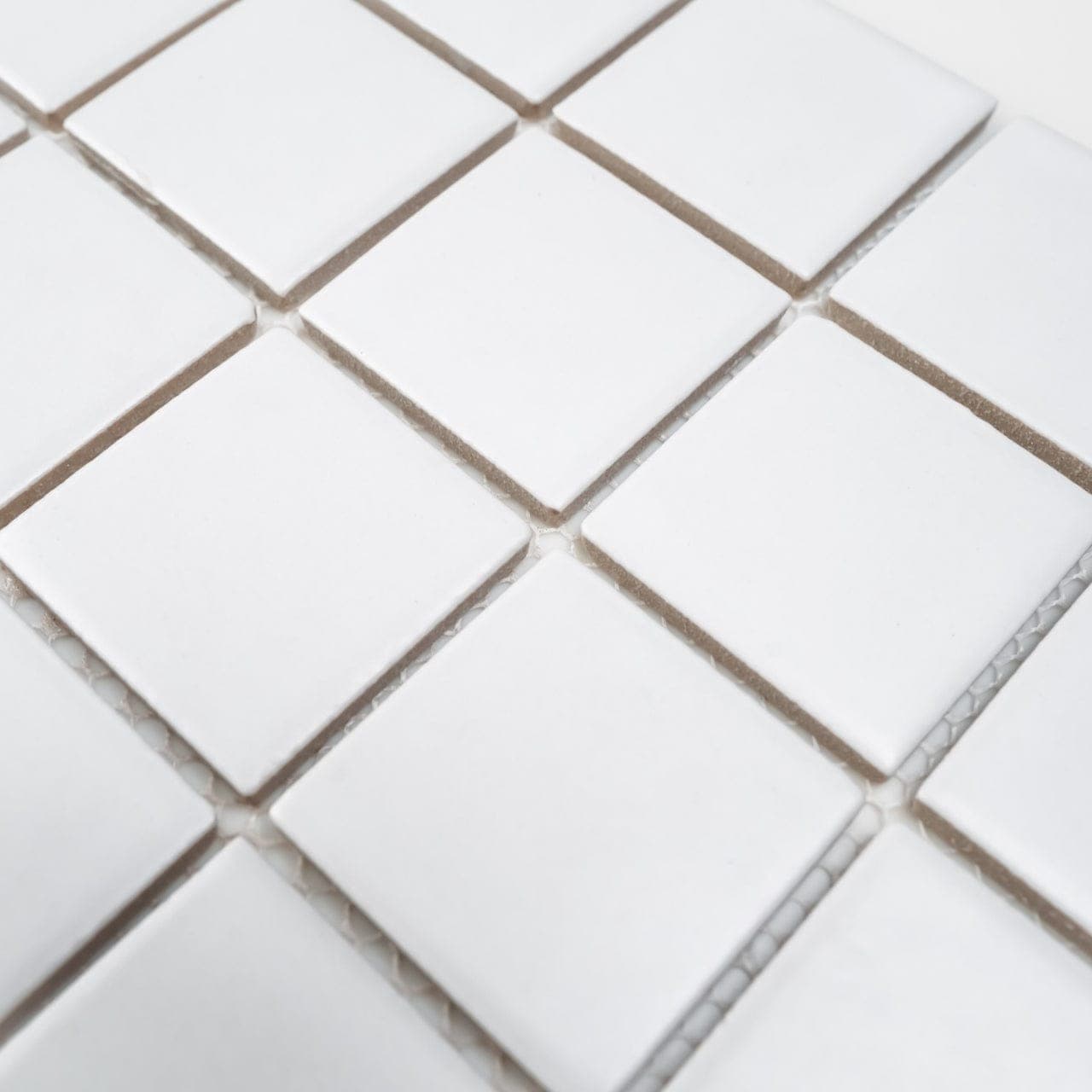 2x2 White Square - cusnlbfqyzdjn7v80okw@2x.jpg