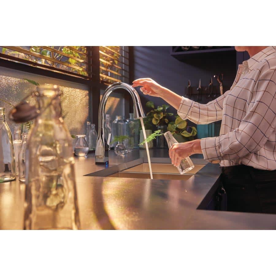 Mateo 1.8 GPM Single Hole Kitchen Faucet with Diamond Seal and Touch2O Technology - cvvv3qnnqe0kdbkpmpwf@2x.jpg