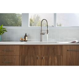 Crue Semi-Professional Single Hole Kitchen Faucet with Three-Function Spray Head - cvwedzqc10xckamrxmeo@2x.jpg