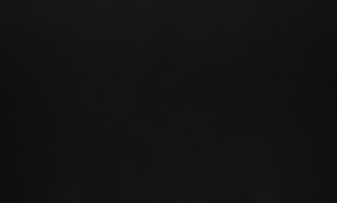 Absolute Black - cxkanm9psozob8c9bewq@2x.jpg