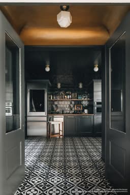 Cloé 5X5 Glossy Ceramic Tile in Black - dlhe340q3y8qnnpujbjg@2x.jpg