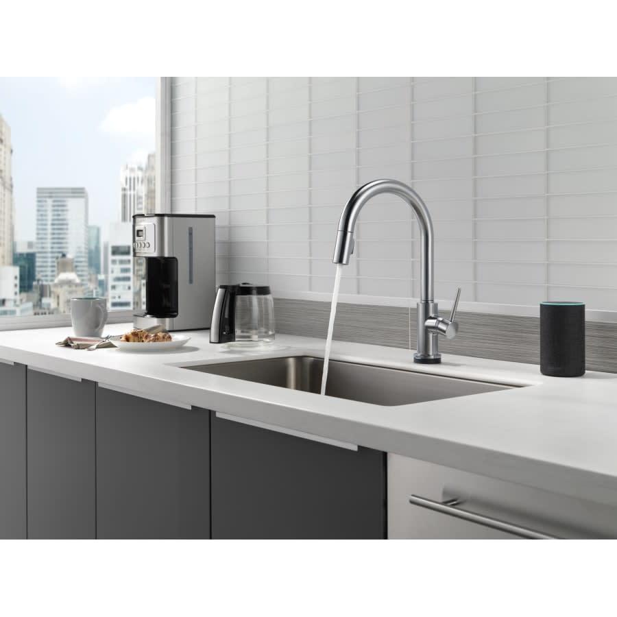 Trinsic VoiceIQ Voice Activated Pull Down Kitchen Faucet with On / Off Touch Activation and Magnetic Docking Spray Head - dwnayej7um6nnmcscysn@2x.jpg
