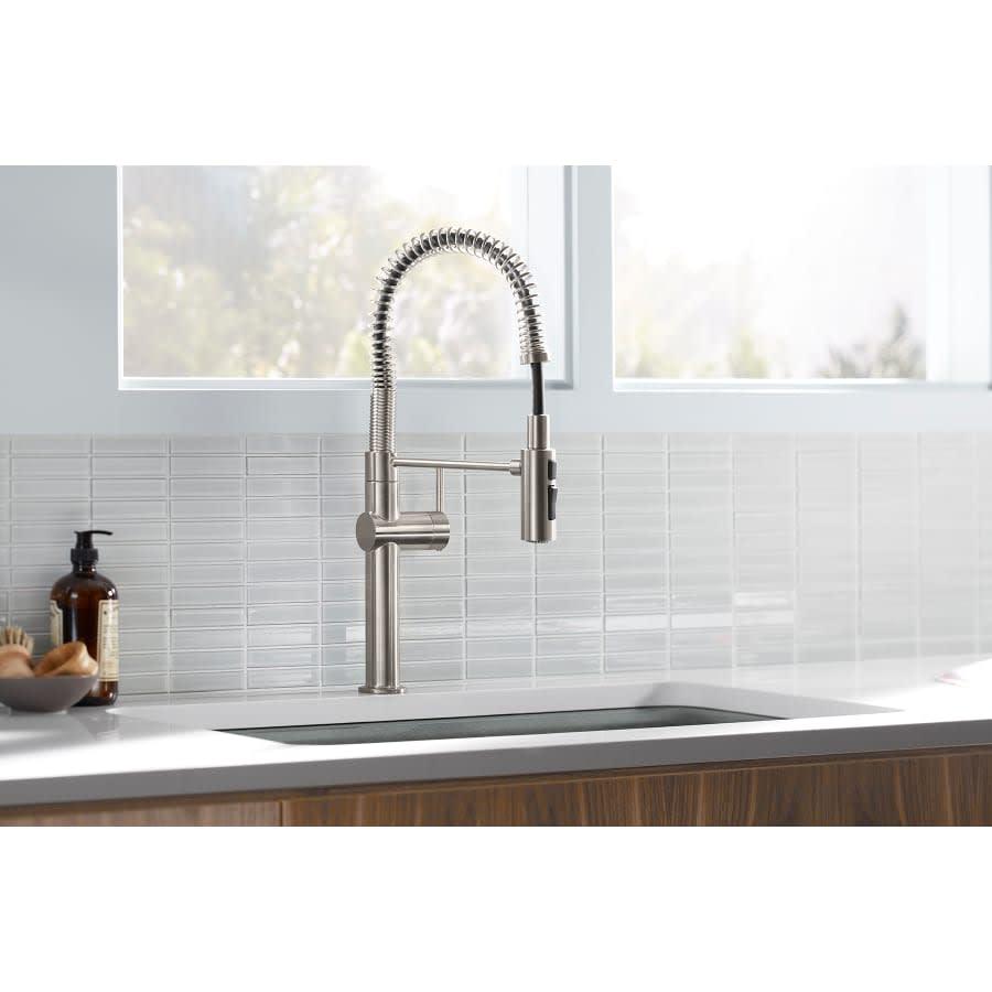 Crue Semi-Professional Single Hole Kitchen Faucet with Three-Function Spray Head - e89ghmz1twxpfbhfanrx@2x.jpg