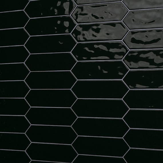 Stagecraft Black Picket, Undulated 3X12 Glossy