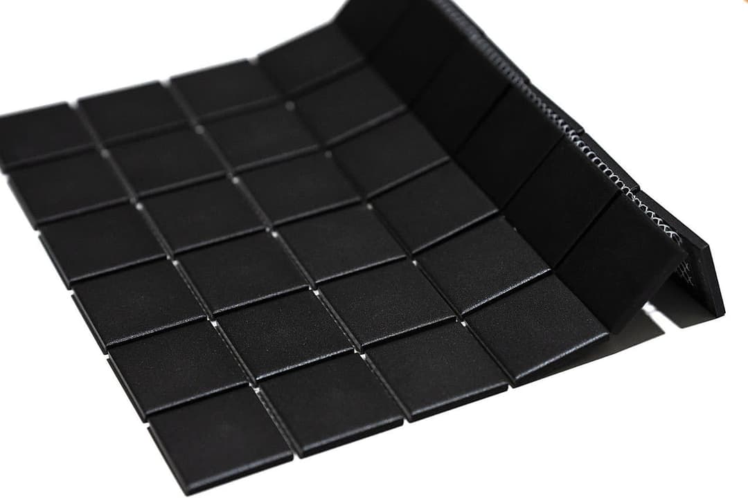 2x2 Black Square - efe7kexbyyxwtvtfanu1@2x.jpg