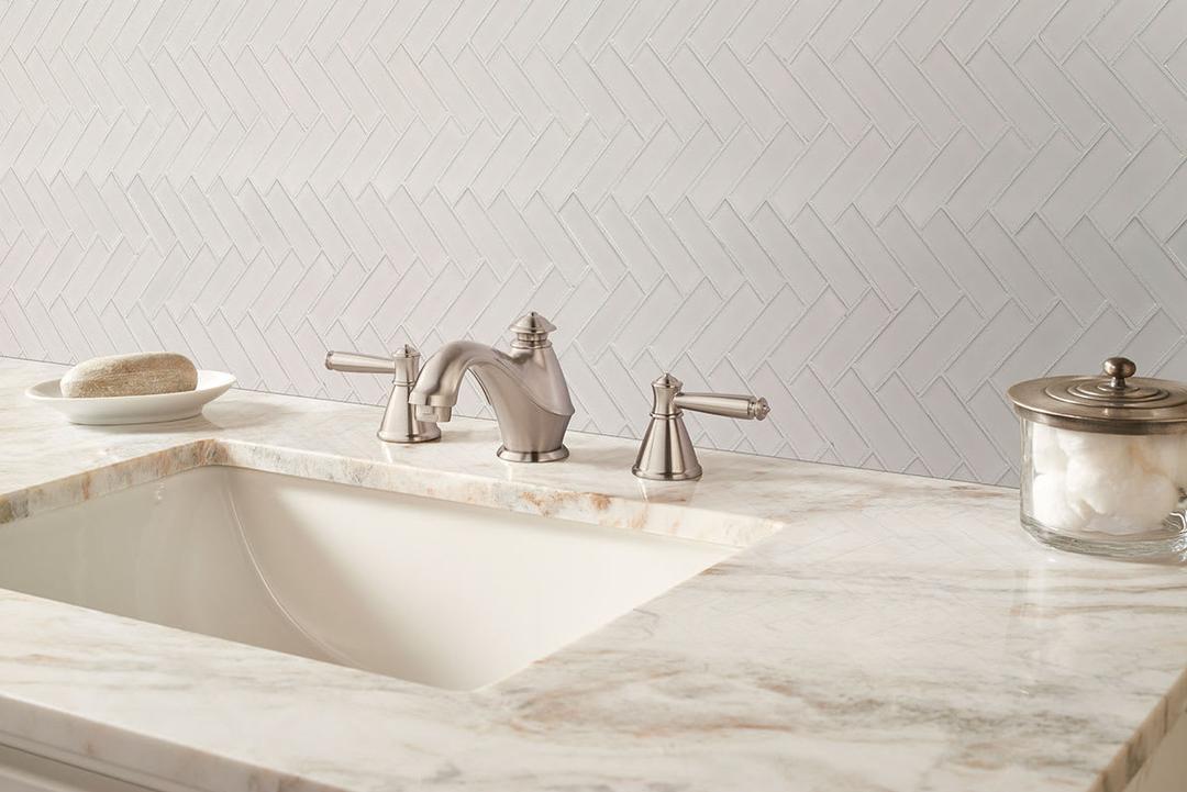White Glossy Herringbone Mosaic - eitqkpdtibxizpechxfa@2x.jpg