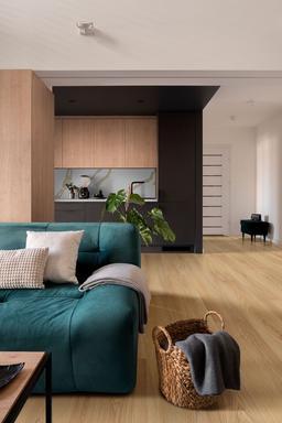 Kallum® Larkin - euov9e9bxiqufm1x9va5@2x.jpg