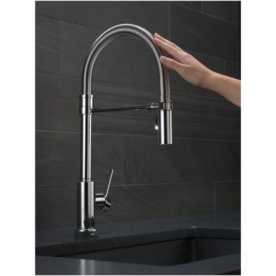 Trinsic Pre-Rinse Pull-Down Kitchen Faucet with On/Off Touch Activation, Magnetic Docking Spray Head - Limited Lifetime Warranty (5 Year on Electronic Parts) - exqgije7hf1rulkwssue@2x.jpg