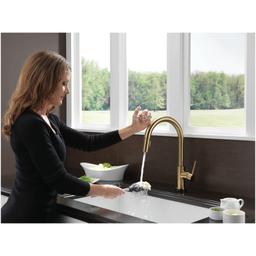 Trinsic Pull-Down Kitchen Faucet with On/Off Touch Activation, Magnetic Docking Spray Head - Includes Lifetime Warranty (5 Year on Electronic Parts) - f0y9sgtgirjunpjnrif6@2x.jpg