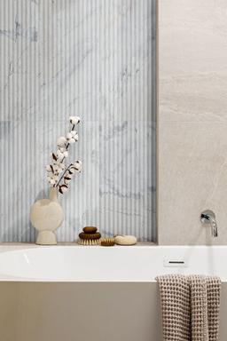 Arabescato Venato Milano Ribbo Honed - f5488tp7qoxa261vlqmq_x500.jpg