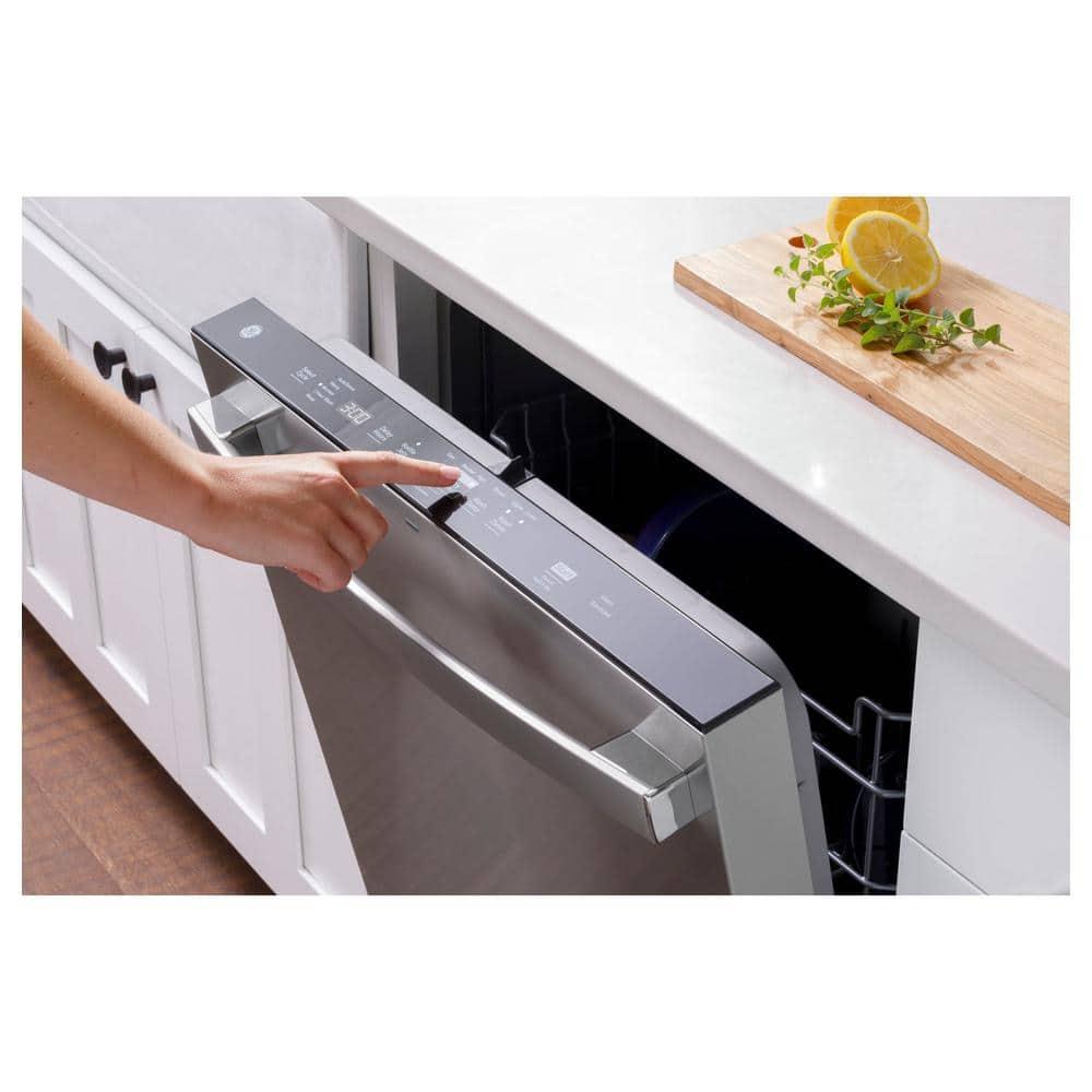 Ge® Energy Star® Top Control With Plastic Interior Dishwasher With Sanitize Cycle & Dry Boost - fcrnuupwwpaiy6uy0yef@2x.jpg