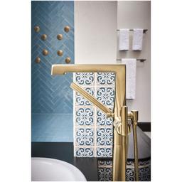 Levoir 18" Towel Bar - fhly4usnypufsus5vfom@2x.jpg