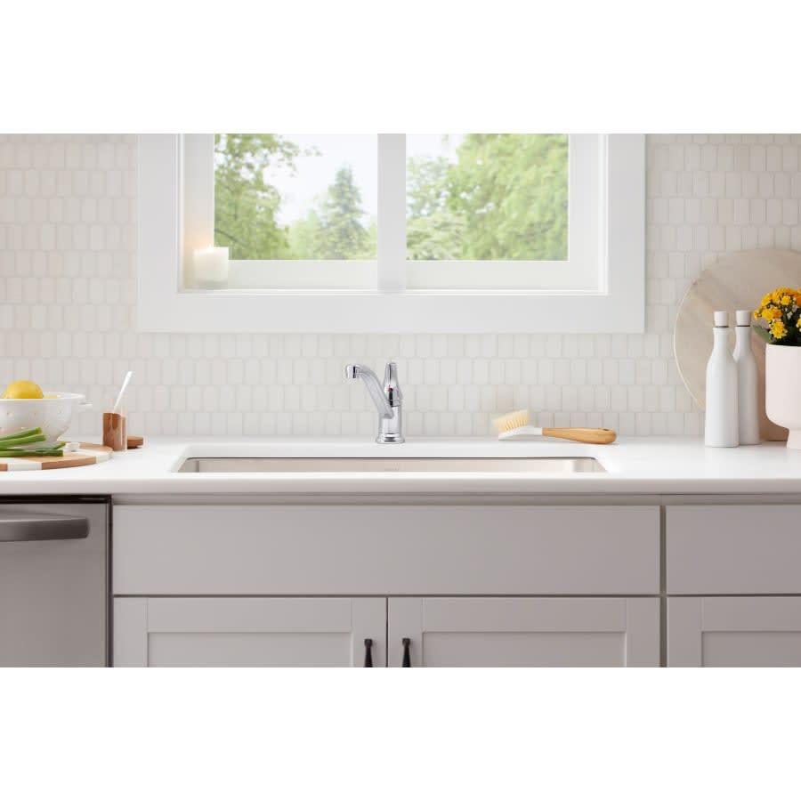 Jolt 1.5 GPM Single Hole Kitchen Faucet - Includes Escutcheon - fjsbdxswxekjuusvl7oc@2x.jpg