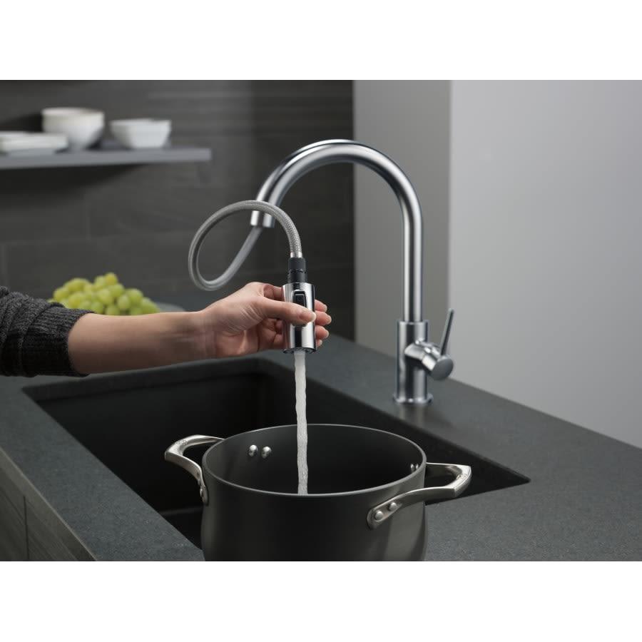 Trinsic Pull-Down Kitchen Faucet with Magnetic Docking Spray Head - Includes Lifetime Warranty - fpu8pmmhlxzdnbldzgob@2x.jpg