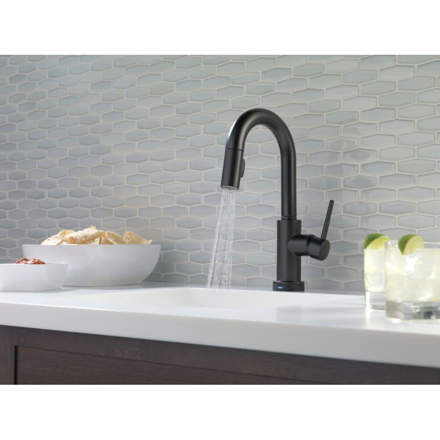 Trinsic Pull-Down Bar/Prep Faucet with On/Off Touch Activation, Magnetic Docking Spray Head, and Optional Base Plate - Includes Lifetime Warranty (5 Year on Electronic Parts) - fwgobbfi2dgzv9f7kbqq@2x.jpg