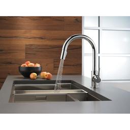 Trinsic Pull-Down Kitchen Faucet with Magnetic Docking Spray Head - Includes Lifetime Warranty - g9ncpaz9oi0dlncw23us_x500.jpg