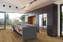 McCarran Leander Oak - gf1parobiqq4bi0zbsbm@2x.jpg