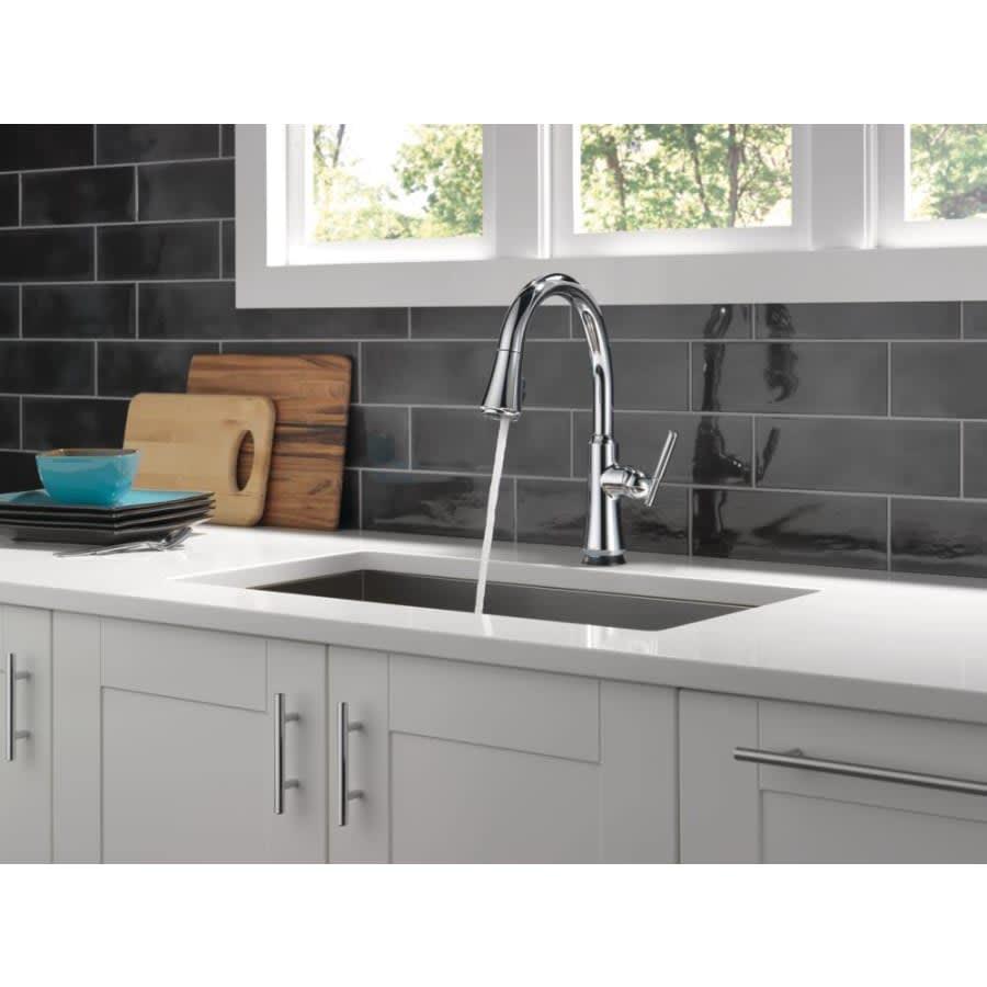 Coranto 1.8 GPM Single Hole Pull Down Kitchen Faucet with On/Off Touch Activation, Magnetic Docking Spray Head and ShieldSpray - gmu7qrgjlob5hvvt3xlj@2x.jpg