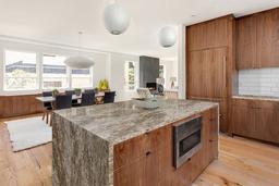 Savanna Gold Granite - gt6wx7n1uovru7oben8r@2x.jpg
