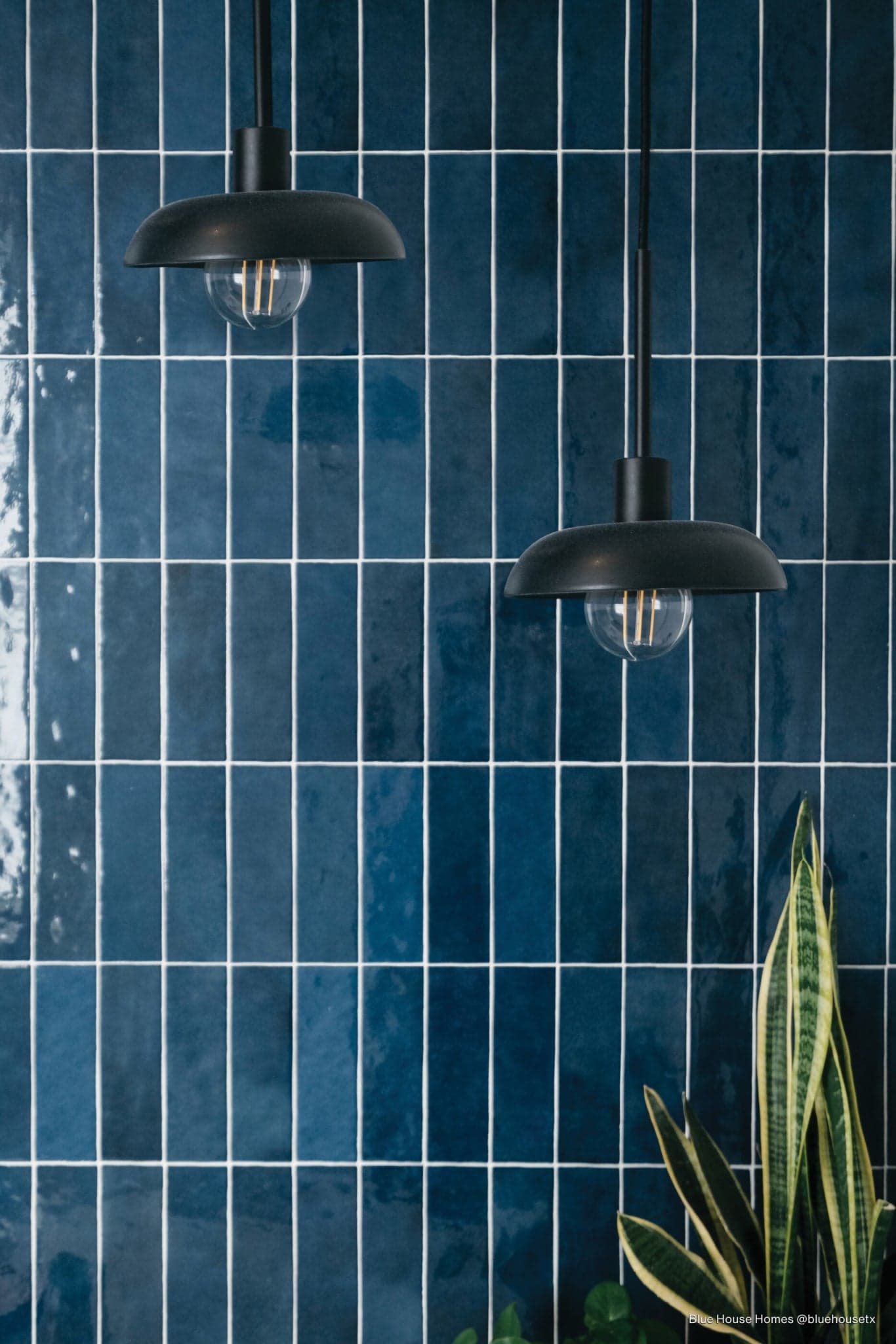 Cloé 2.5X8 Glossy Ceramic Tile in Blue - gvlwduvxacf2sp7krffb@2x.jpg