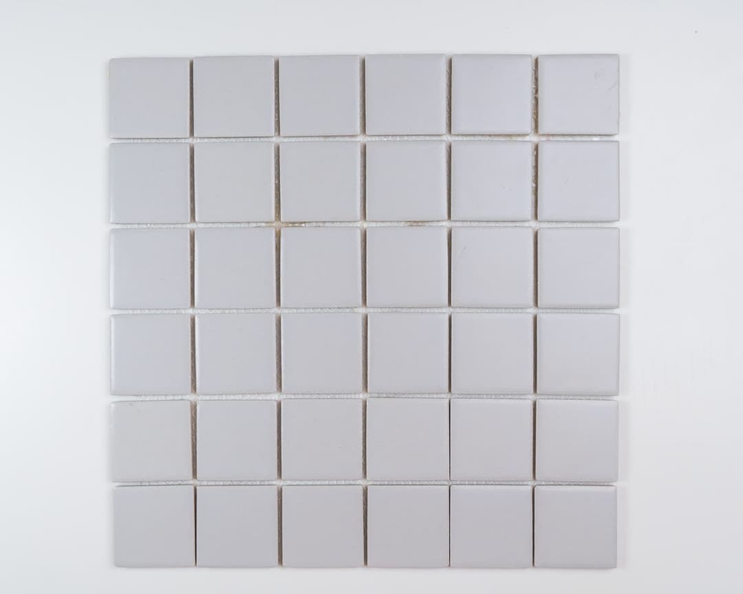 2x2 Grey Square - gxmoraxw4wnhmhhmiaeq@2x.jpg