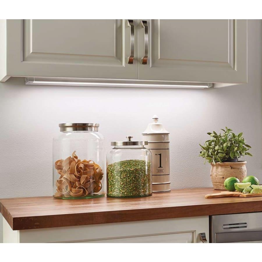 4U Series 8" LED Under Cabinet Light - 3000K - hcwndlnigk8aycsncokh@2x.jpg