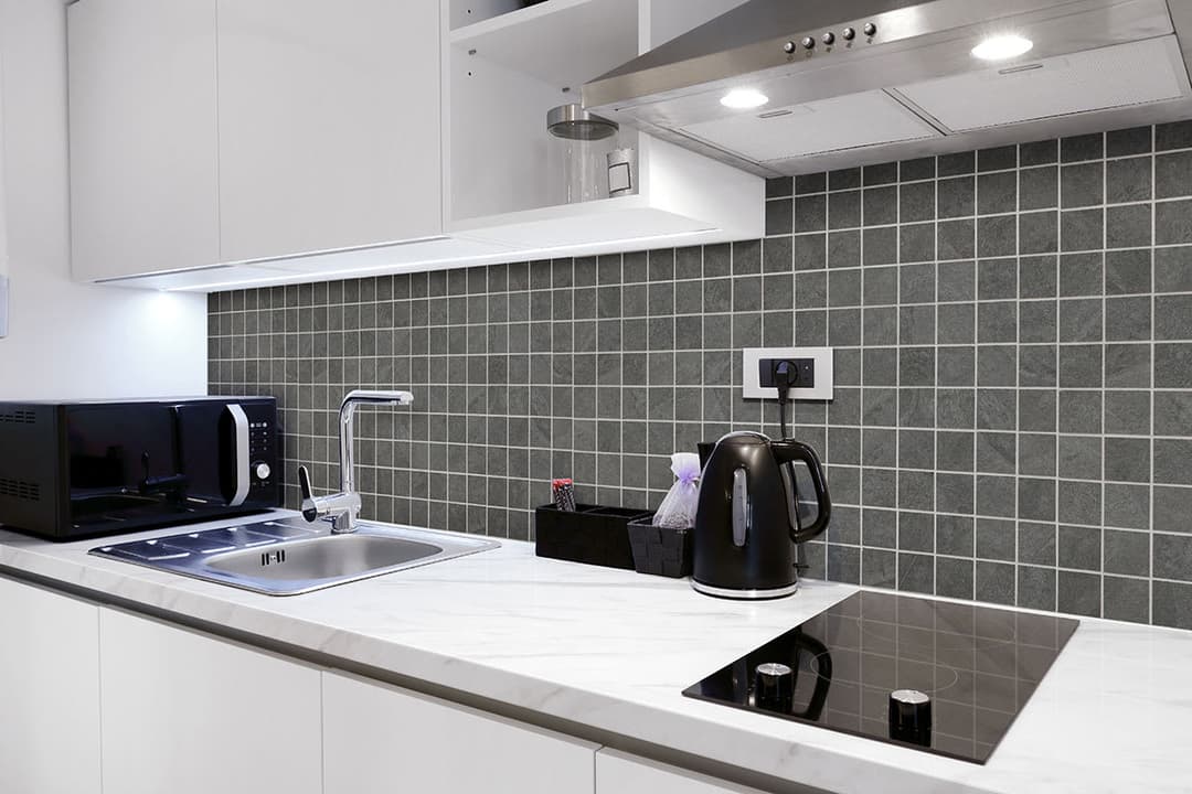 Legions Midnight Montage - hli69nd7swqzcozm5rjs@2x.jpg