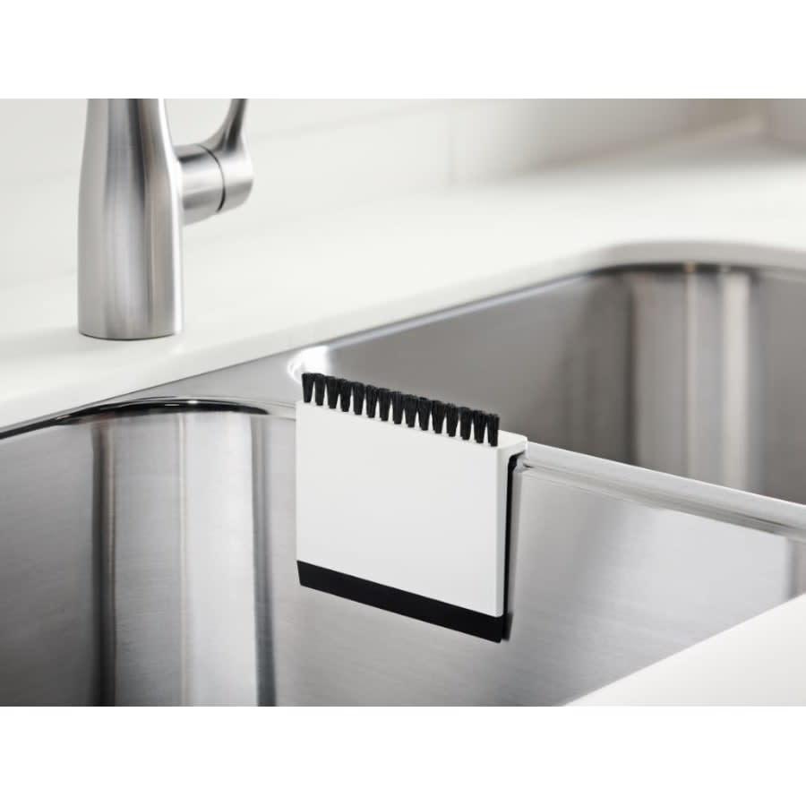 Plastic Surface Swipe with Nylon Bristles and Squeegee - hnzohrbkubwhmonpokca@2x.jpg