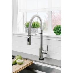 Trinsic Pre-Rinse Pull-Down Kitchen Faucet with On/Off Touch Activation, Magnetic Docking Spray Head - Limited Lifetime Warranty (5 Year on Electronic Parts) - hveraxhvwgtbgbxkccip@2x.jpg