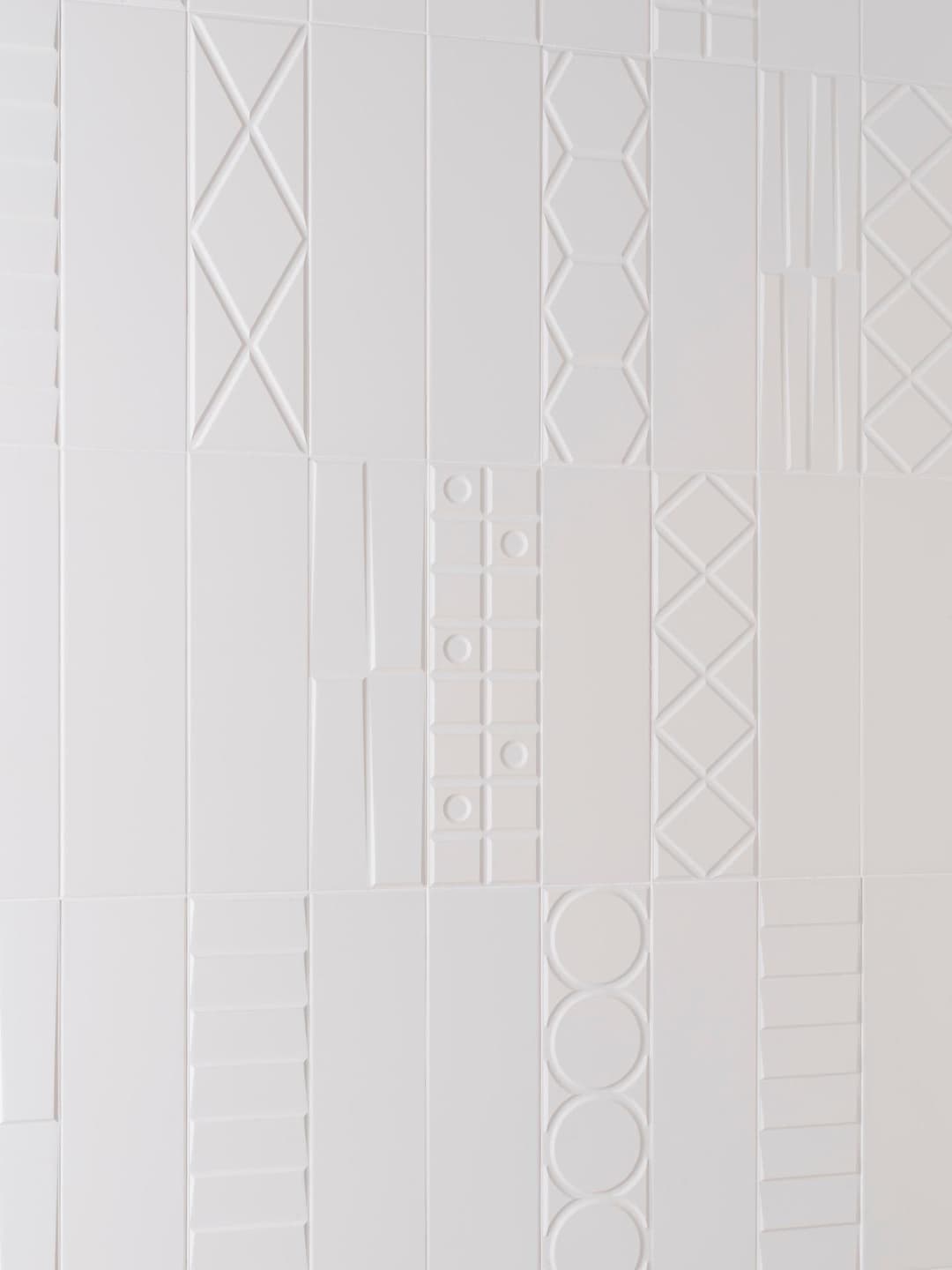 GEO DECO WHITE (Make to order) - hxqfvcfuo8gveqqlvofz@2x.jpg