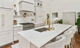 Terra Vista - i4qtx589r3xasibkvsaw@2x.jpg