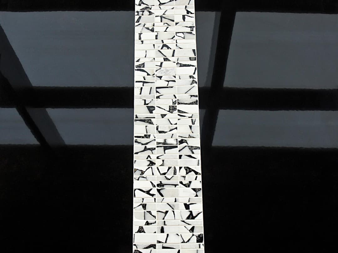 LINES SAFARY WHITE (Make to order) - i7tsadktj8cbzznx8ula@2x.jpg