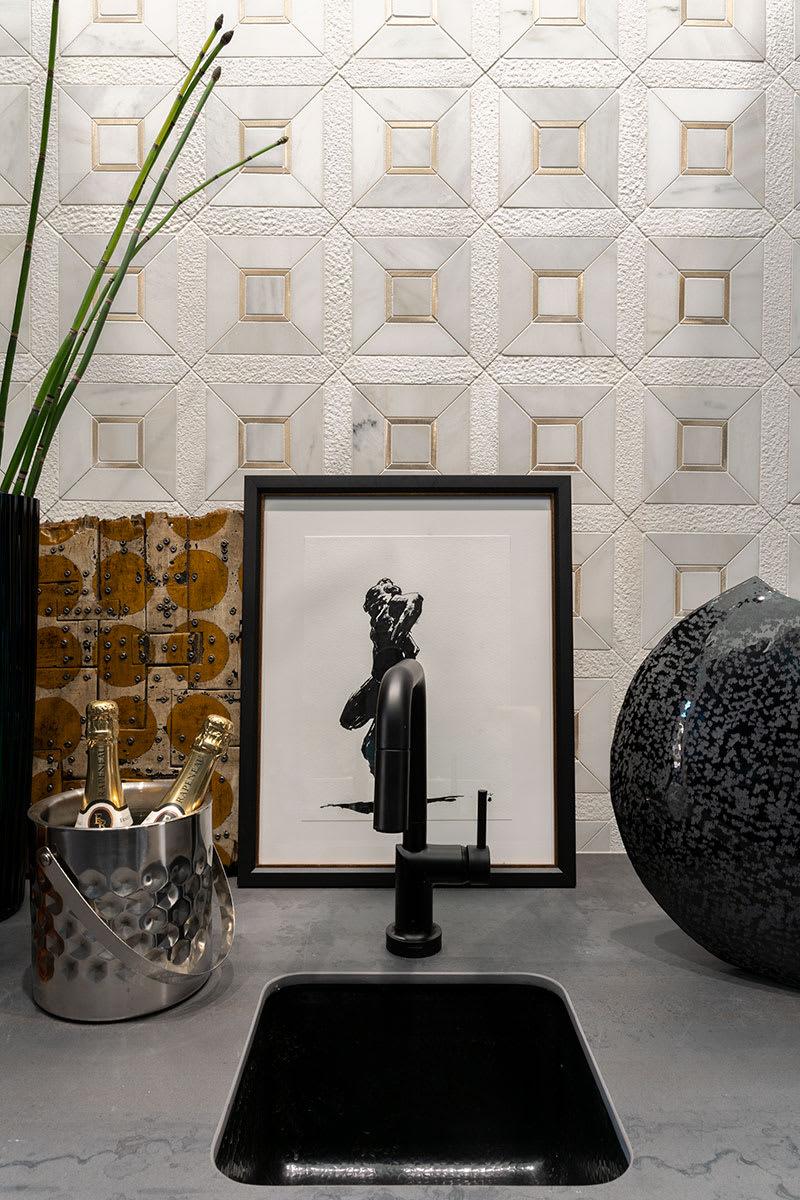Verona Gold Pattern - ijwiuncwmrhhkiyowyfv@2x.jpg