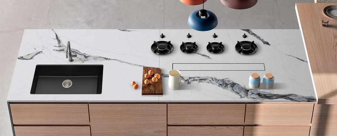 Jade Black - im0llqrs0khzbzjwced7@2x.jpg