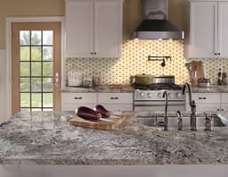 Valencia Blend Elongated Octagon Polished - ix8htiifeadmqcxgpzgx@2x.jpg