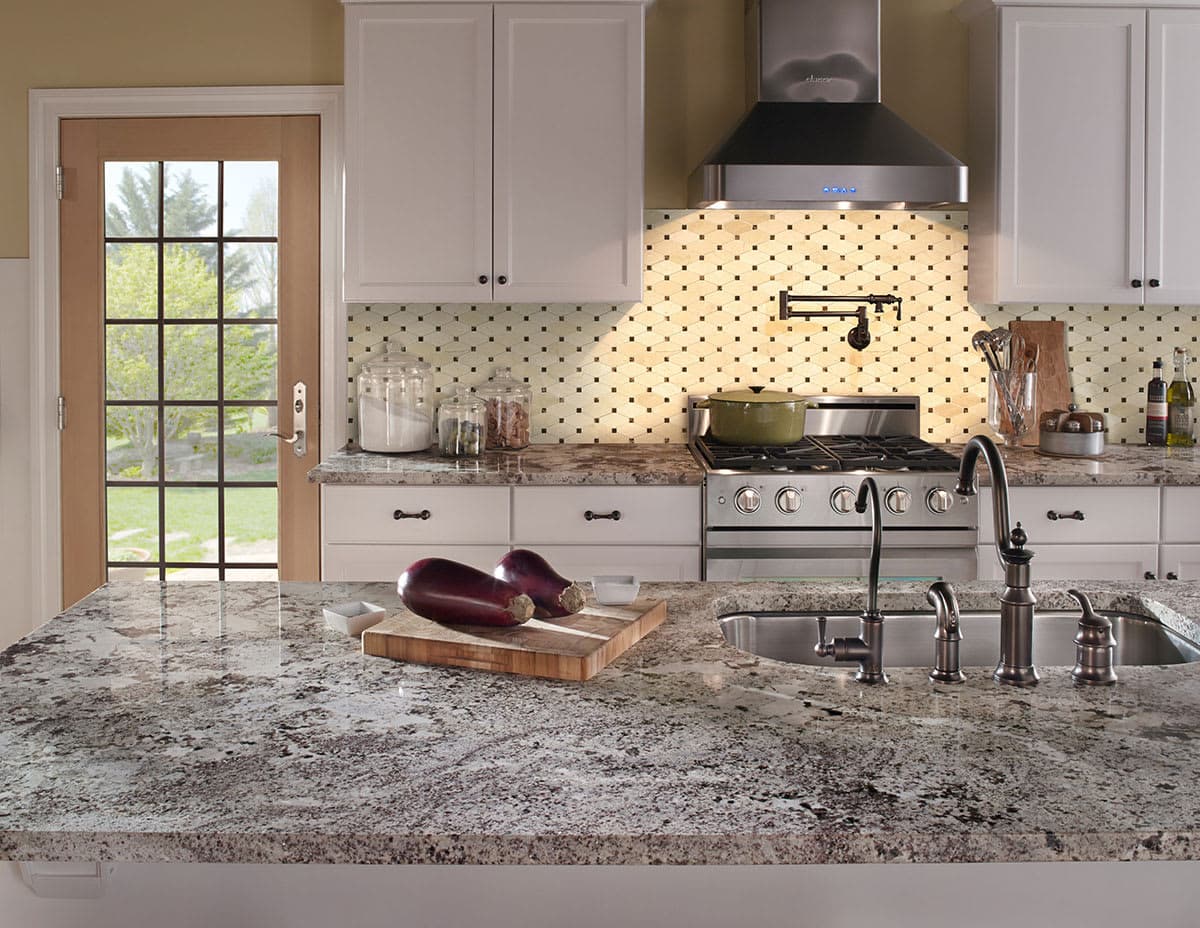 Valencia Blend Elongated Octagon Polished - ix8htiifeadmqcxgpzgx@2x.jpg