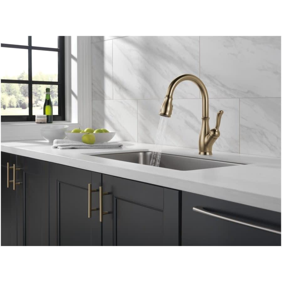Leland Pull-Down Kitchen Faucet with Magnetic Docking Spray Head and ShieldSpray - Includes Lifetime Warranty - ixlahvkwio2s5mjzpbdj@2x.jpg